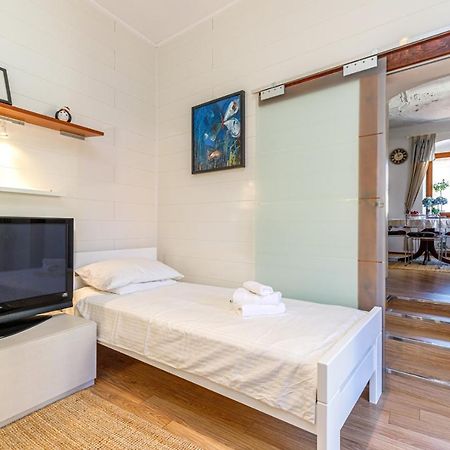 Two Bedroom Apartment La Mer Пореч Экстерьер фото