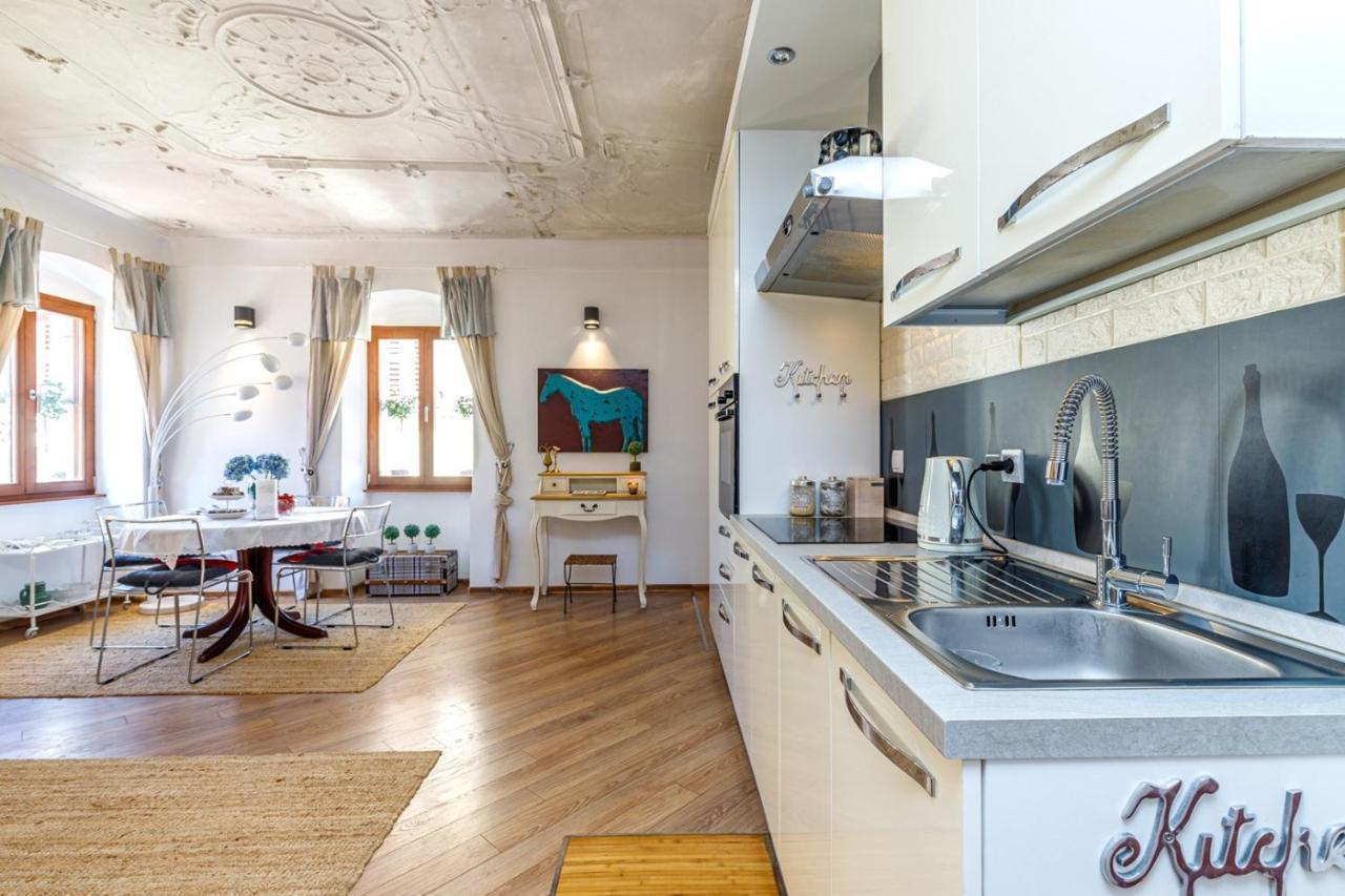 Two Bedroom Apartment La Mer Пореч Экстерьер фото