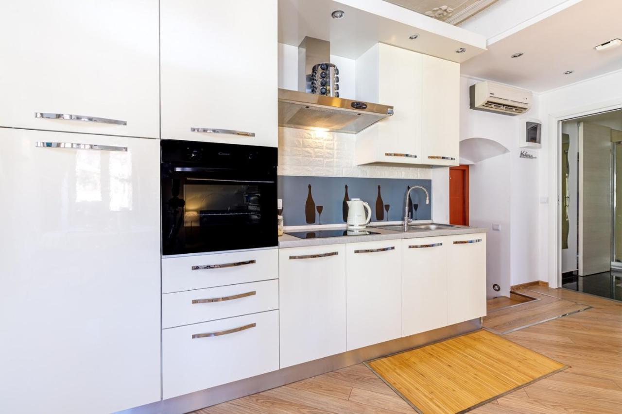 Two Bedroom Apartment La Mer Пореч Экстерьер фото
